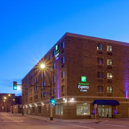 Holiday Inn Express Hotel & Suites Minneapolis-Downtown Convention Center By Ihg Eksteriør bilde