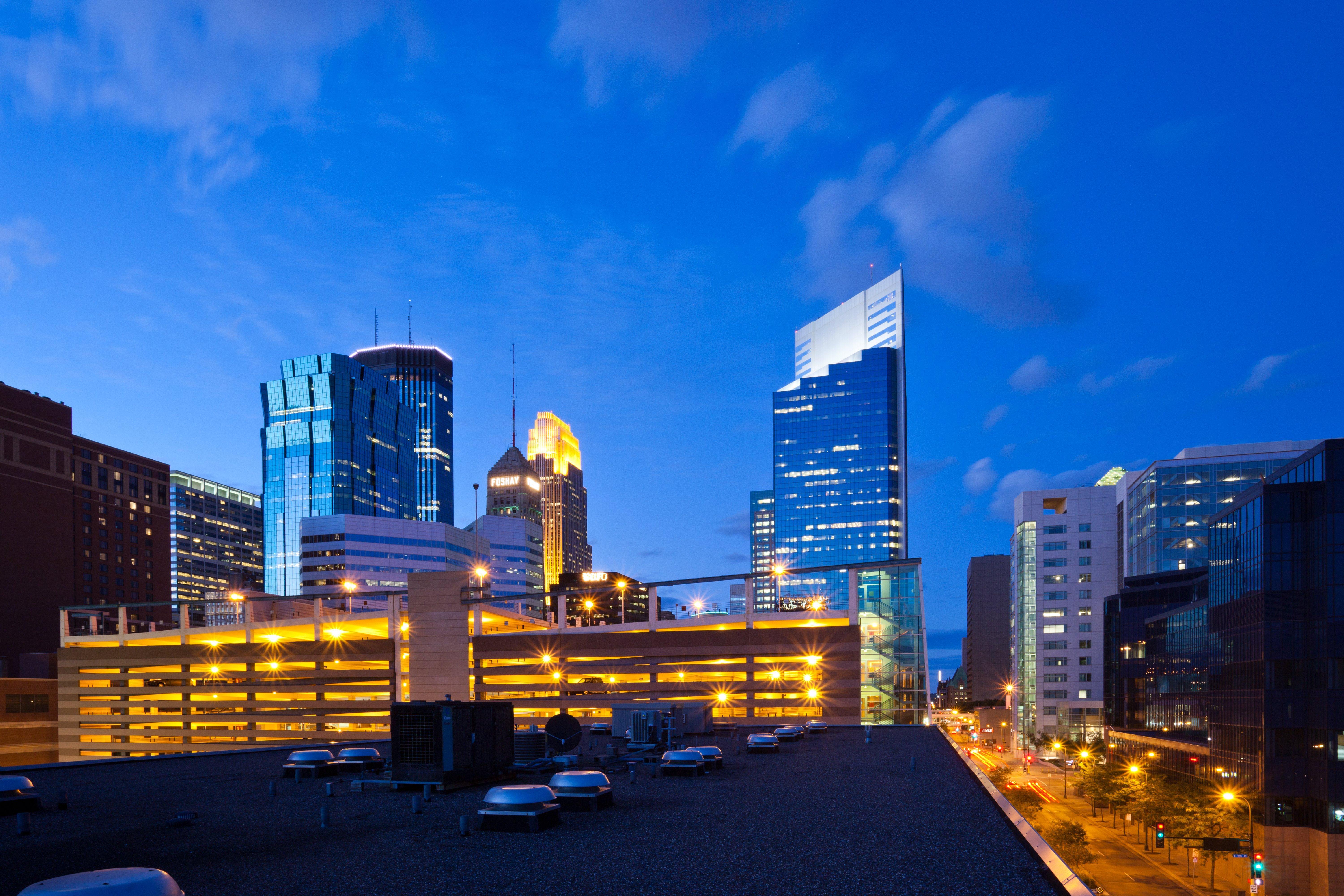 Holiday Inn Express Hotel & Suites Minneapolis-Downtown Convention Center By Ihg Eksteriør bilde